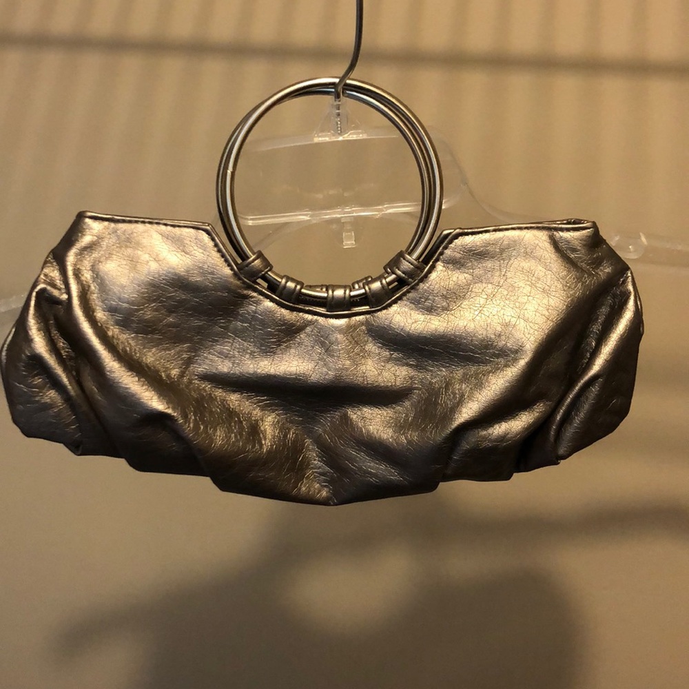 Silver clutch